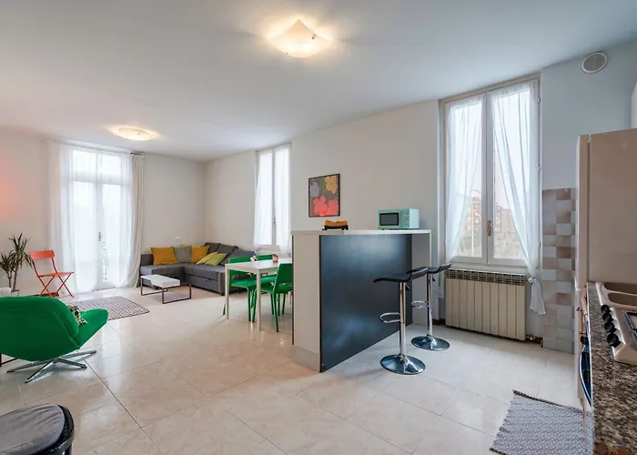 Host4u - Via Cremona A Брешія