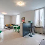 Host4u - Via Cremona A Brescia